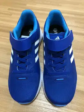 Sepatu anak Adidas Runfalcon 2.0 ukuran 34