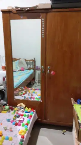 Lemari jati tua dan ranjang jati tua asli bagus