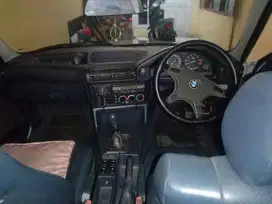 Jual Mobil Bekas