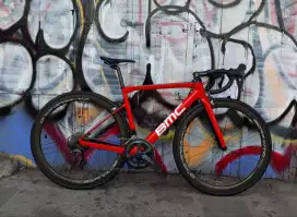 Sepeda Roadbike BMC TEAM MACHINE SLR 01