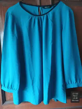 Blouse Wanita Invio Cantik