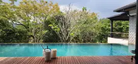 Di jual cepat rumah mewah di sentul city