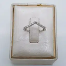 Cincin Berlian Listring V 16.07.02