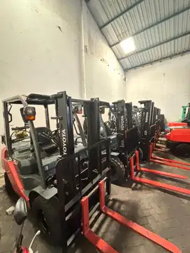 Forklift bekas 3 ton toyota 3 meter