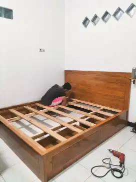 Tempat tidur minimalis