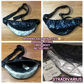 STRADIVARIUS SLINGBAG/ CROSSBODY