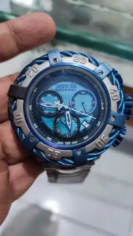 Jam Invicta waterproof