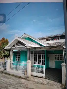 Dikontrakkan Rumah full furnished di Komp. Pakjo Indah