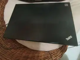 Laptop Jadul Kuat