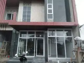 Pintu Kaca Aluminium Modern