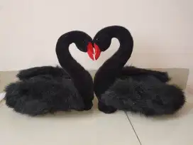 Boneka bebek hitam