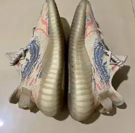 Adidas Yeezy V2 Mx Oat like new