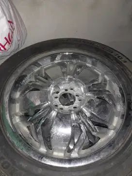 Velg mobil ring 19 dengan ban,harga nego