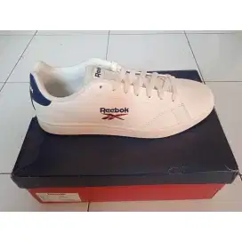 Sepatu Casual Reebok size 44 Original 100%