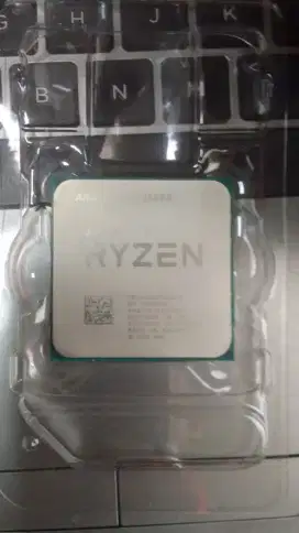 Prosesor AMD RYZEN 7 3800X