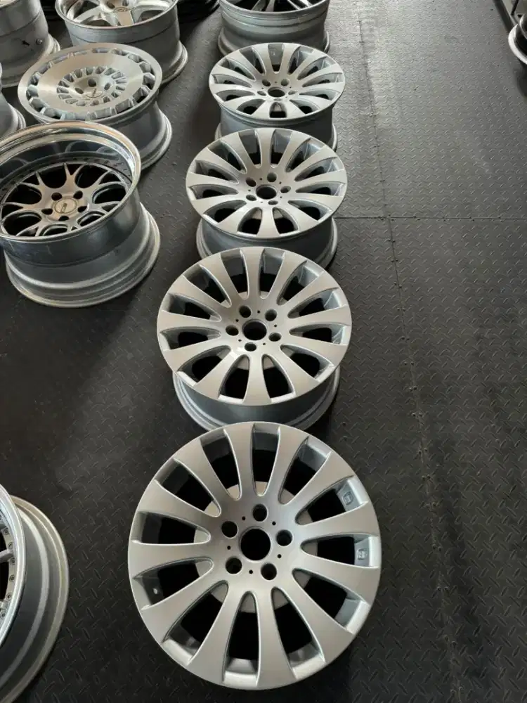 (LEBARAN SALE) ORIGINAL BMW Style 118 - 18 inci