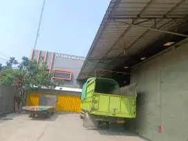 Gudang disewakan 2500 cipondoh