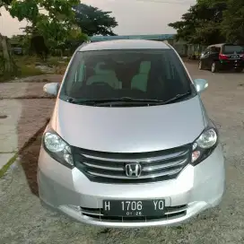 Honda Freed PSD 2010 pemakaian 2011