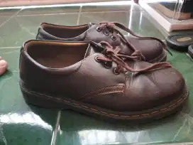 Sepatu kulit genuine leather original