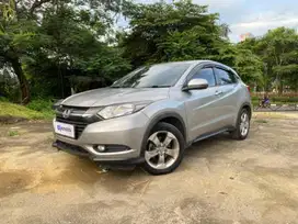 Honda HRV 1.5 E Bensin-AT 2017 Abu-abu LABU