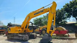 EXCAVATOR PC200 KOMATSU 2018  KONDISI SUDAH SIAP PAKAI AJA