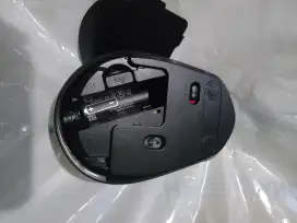 Di mahar mouse Logitech M331