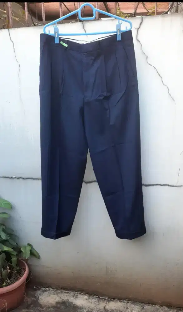 Celana bahan Henry Adam