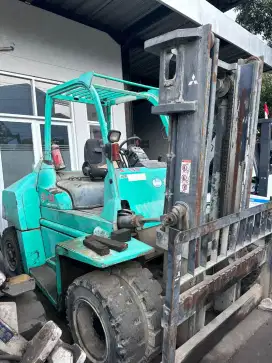 Forklift Bekas Mitsubishi 7 ton 2015