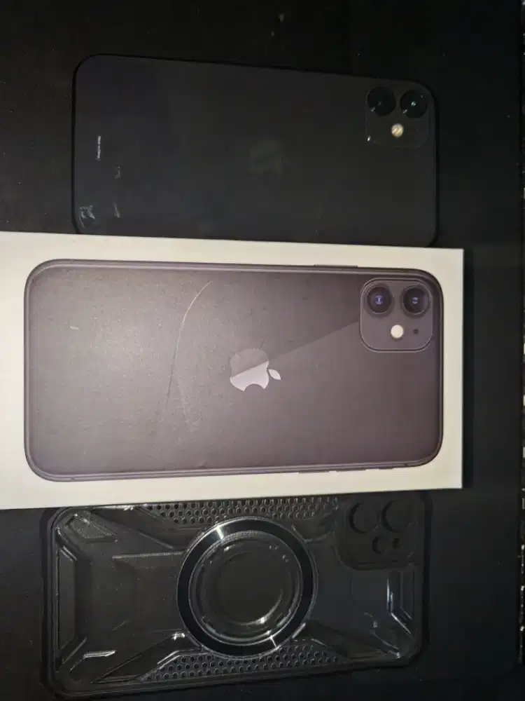 IPHONE 11 64gb FULLSET SUPER MULUS LIKE NEW IBOX INDONESIA