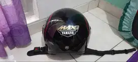 Jual Helm 90% Baru Jarang Dipakai