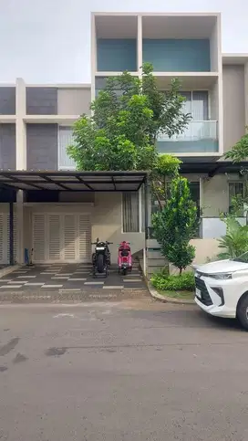 Rumah Mewah 2Lantai Dalam Cluster Mozart Gading Serpong