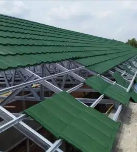 Rangka atap baja ringan,renovasi atap,plafon PVC,gypsum,wpc,partisi