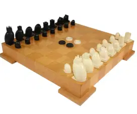 Papan catur karya Michael Graves