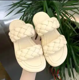 Sandal lucu sandal estetik sandal cewek