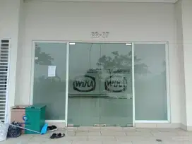 Stiker ruangan kantor