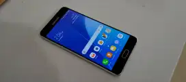 Samsung A7 (2016)