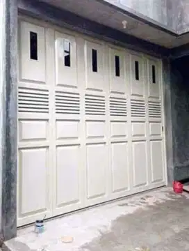 Pintu lipat garasi dan ruko bahan galvanis bergaransi