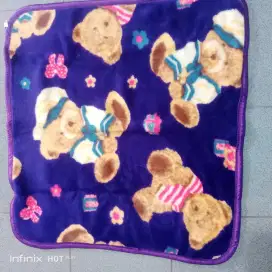 Selimut Bayi Bulu Motif Teddy Bear