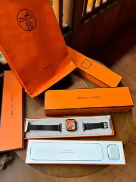 Apple Watch Hermes Series 9 41 MM Space Black Garansi Resmi Juni 2026