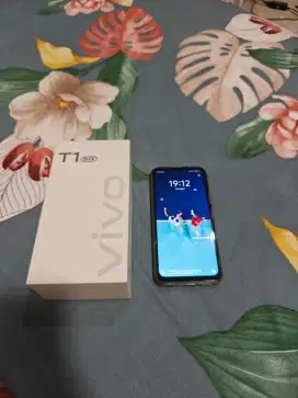 Handphone ViVO T1 Jaringan 5g ram besar 16gb