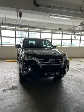 TOYOTA FORTUNER 2.4 G Disel Manual
