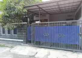Rumah siap huni di Cisaranten kulon Arcamanik