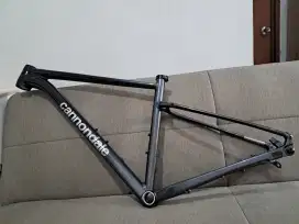 Frame MTB Cannondale Trail 3 size M 29 Boost TA 148 mulus like new