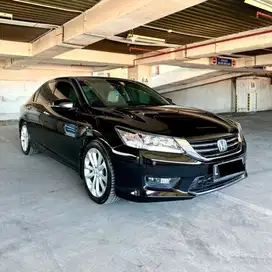 Honda Accord 2.4 VTIL Sensing 2015