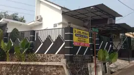 Disewa dan kalo berminat di jual bersama perabotnya di citraindah city