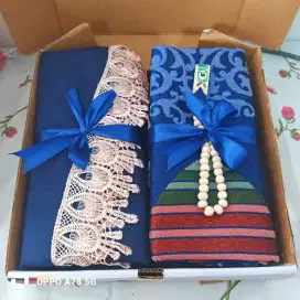 Hampers/ Kado Wanita (perlengkapan sholat)