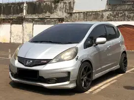 [OLXmobbi] Honda Jazz 1.5 E Bensin-MT 2013 Abu-Abu /