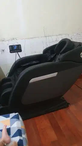 SPEEDS Kursi Pijat Massenger Massage Chair 070-1 bekas