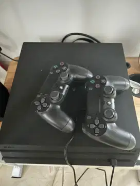 PS4 Pro 1TB clone, game permanen offline