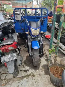 Jual motor seken merk viar